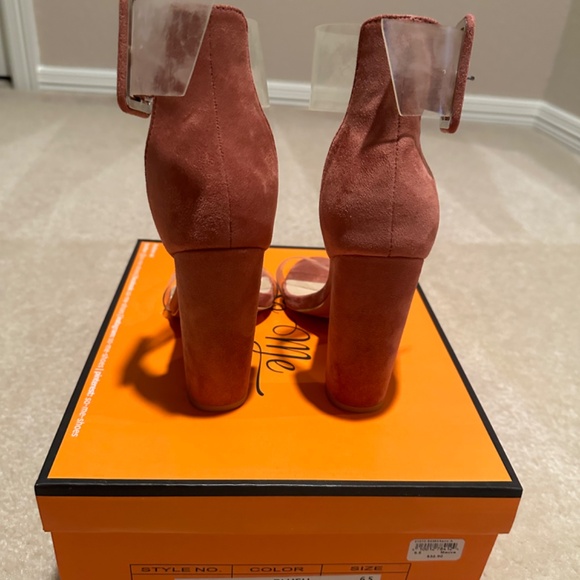 Pink Suede  Heels - Picture 3 of 4